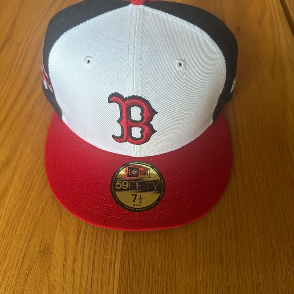 New Era 59FIFTY Boston Red Sox Cap - Picture 1 of 4